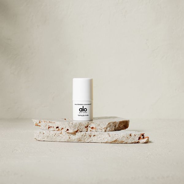 Косметичний засіб Alo Lasting Lip Balm, 4 мл КОСМ02555 фото
