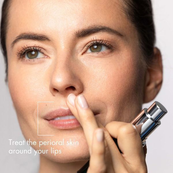 Косметичний засіб R&eacute;Vive Advanced Lip Perioral Serum Targeted Vertical Line Filler, 15 мл КОСМ00957 фото