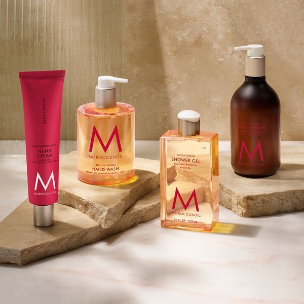 Косметичний засіб Moroccanoil Dahlia Rouge Body Lotion, 361 мл КОСМ03608 фото