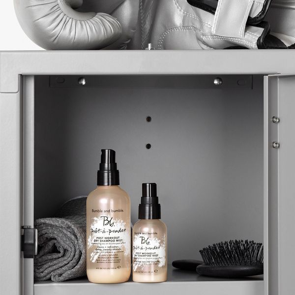 Косметичний засіб Bumble and Bumble Pret-a-Powder Post Workout Dry Shampoo Mist, 118 мл КОСМ02692 фото