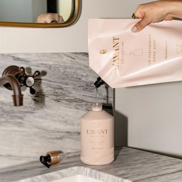 Косметичний засіб L&rsquo;Avant Collective High Performing Hand Soap Refill Blushed Bergamot, 946 мл КОСМ03360 фото