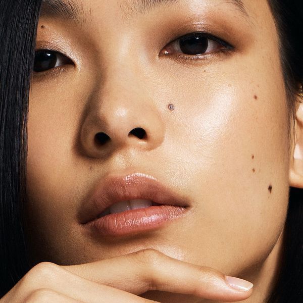 Косметичний засіб Oribe Balmessence Lip Treatment, 2 мл КОСМ02218 фото