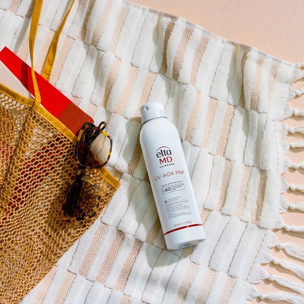 Сонцезахисний крем EltaMD UV AOX Mist Broad Spectrum SPF 40, 148 мл КОСМ00193 фото