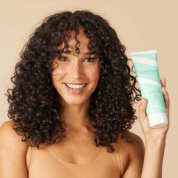 Косметичний засіб Boucl&egrave;me Scalp Exfoliating Shampoo, 250 мл КОСМ03143 фото