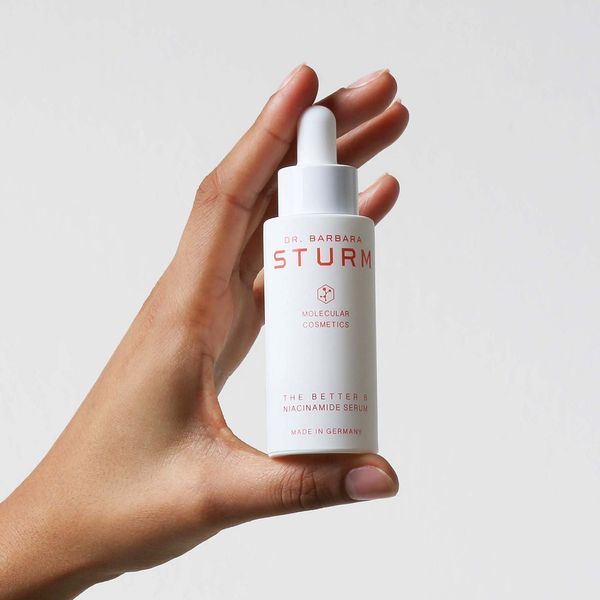 Косметичний засіб Dr. Barbara Sturm The Better B Niacinamide Serum, 30 мл КОСМ01275 фото