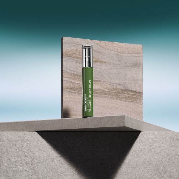 Сонцезахисний крем SunsolveMD LipidRestore Volumize + Condition SPF 40, 4 мл КОСМ02375 фото