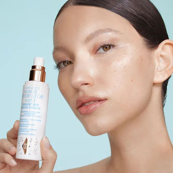Косметичний засіб Charlotte Tilbury Charlotte's Magic Hydrator Mist, 74 мл КОСМ01677 фото