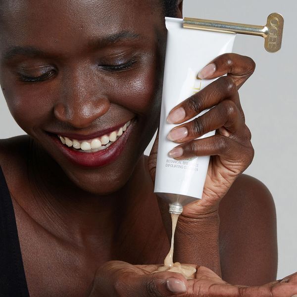 Очищувальний засіб Ogee Botanical Brilliance Exfoliating Cleanser, 100 мл КОСМ01777 фото