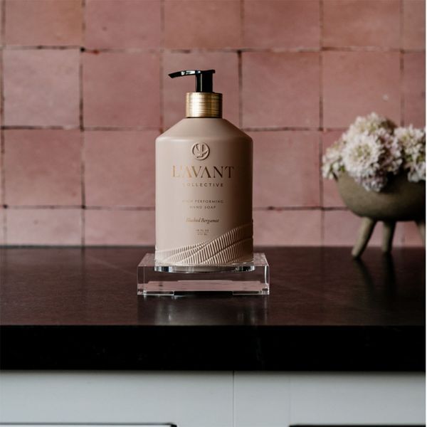 Косметичний засіб L&rsquo;Avant Collective High Performing Hand Soap Blushed Bergamot, 473 мл КОСМ03729 фото