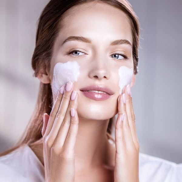 Косметичний засіб Sisley-Paris Phyto-Blanc La Mousse Brightening Cleansing Foam-in-Cream, 124 мл КОСМ01830 фото