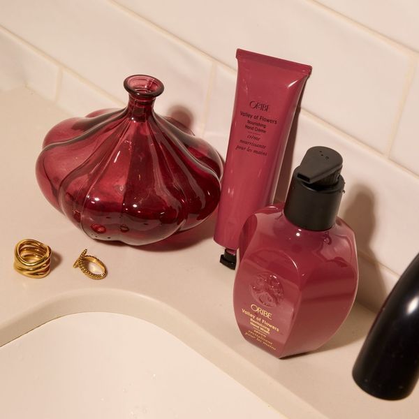Гель для душа Oribe Valley of Flowers Revitalizing Hand Wash, 299 мл КОСМ03780 фото