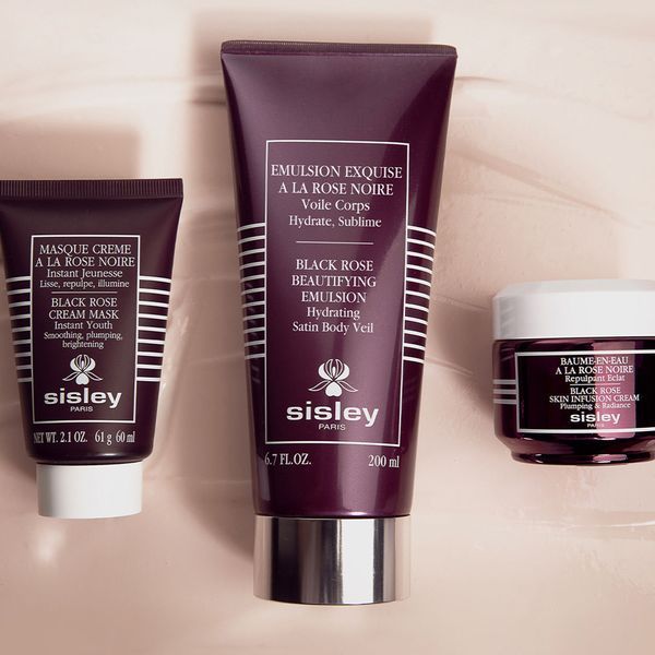 Косметичний засіб Sisley-Paris Black Rose Beautifying Emulsion, 198 мл КОСМ03485 фото
